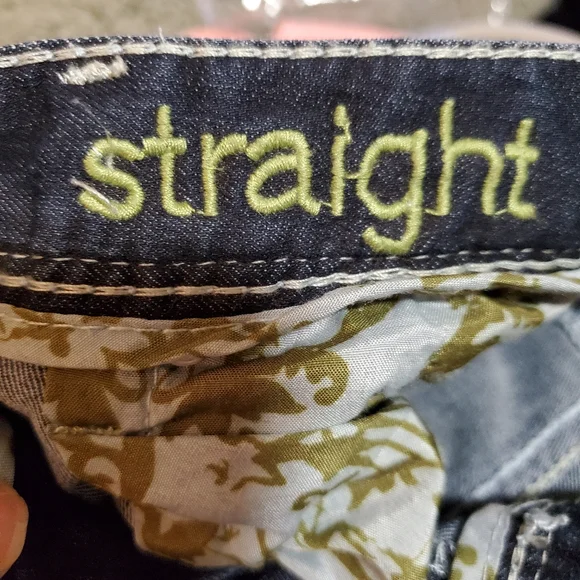 Maurices jeans - Picture 4 of 6